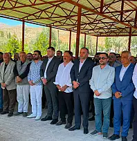 MHP Kayseri teşkilatı cenazede buluştu! Baki Ersoy da katıldı