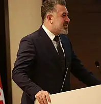 O iş adamından gece yarısı dikkat çeken mesaj: Menfaat için..!