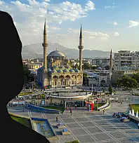 Parti içi hizip uyarısı yapan Kayserili İş adamı: Bu kadar ayrışma ülkemizin hayrına değil!