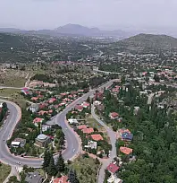 'Sosyal medya çıktı, siyaset bozuldu' diyen AK Partili vekilden Kayseri'deki bağ evleri çıkışı