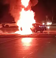 Talas'da kontrolden çıkan otomobil alev topuna döndü!