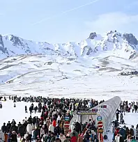 Teleferikten düştü sanılmıştı... Erciyes'teki olayın arkasından akılalmaz bir sebep çıktı!