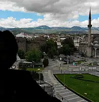 Türkiye Kayserili Vekili konuşuyor! Sahtecilik iddiası
