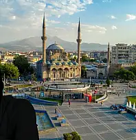 Ünlü isim Kayseri'ye geliyor!