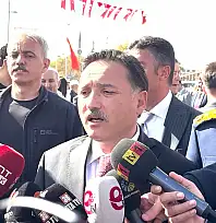 Vali Çiçek'ten dikkat çeken Cumhuriyet mesajı: Cesaret, inanç ve kararlılık
