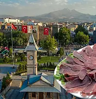 Viral pastrma tarifi: 7 adımda Kayseri pastırması...