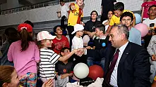 ERÜ'de anlamlı ödül töreni