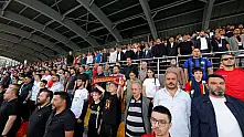 Kayseri'nin ünlü isimleri maça akın etti!