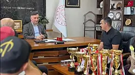 Dört yıldır Türkiye birincisi olan takımdan anlamlı ziyaret