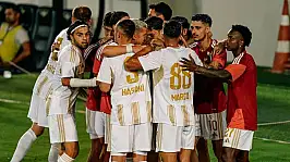 Manisa'da ilk yarı sona erdi! Kayserispor önde