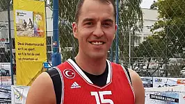 48 yaşında basketbol aşkı bitmedi! Hasan Aksoyak 40. sezonuna çıktı