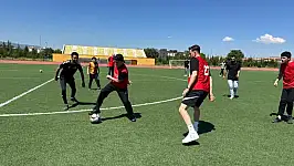 Erciyes Üniversitesi'nde dostluk turnuvası