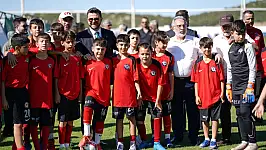 Talas Belediyespor Erciyes'ten iki kupayla döndü
