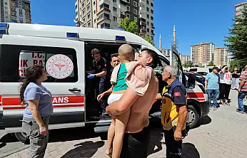 14 katlı apartmanda çıkan yangında mahsur kalan bebek ve çocuklar kurtarıldı