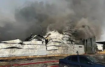 3 kişinin öldüğü fabrika yangınında 7 sanığın yargılanmasına devam edildi