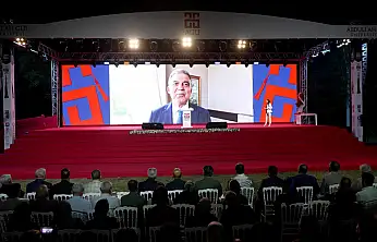 Abdullah Gül, Kayseri'de bir ilke imza attı! Peki, Gül'e ne oldu?