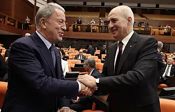 AK Parti Milletvekillerinden Kurtulmuş'a destek