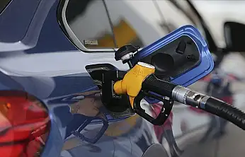 Akaryakıt fiyatlarına dev zam