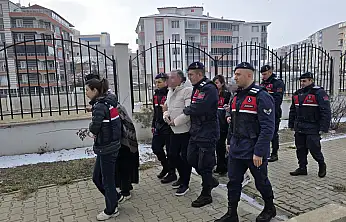 Akıllara durgunluk veren olayda Kayseri detayı! 21 yıl ölen kardeşinin maaşını almış