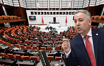 Arık 'Derhal Kurultay'  çağrısı için harekete geçti