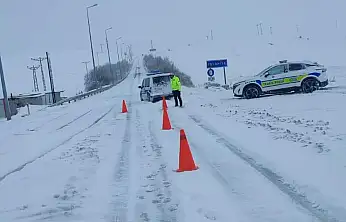 Başkan duyurdu! Kayseri'de o ilçe yolu trafiğe kapatıldı