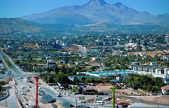 Başkan tarih verdi: Kayseri trafiğini rahatlatacak kavşak ne zaman açılacak