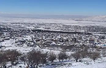 'Mümkünse seçimde uğramayın' demişti! Belediye Başkanı ağırlayan Muhtar, bu durumu fırsata çevirdi