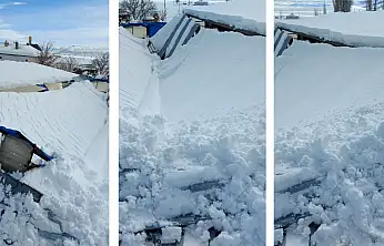 Besi ahırının çatısı çöktü