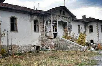 Efsane okula bakın ne yapılıyor!
