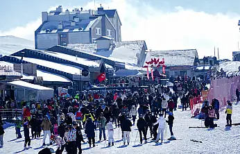 Erciyes'ten rekor başlangıç: 23 günde yarım milyonu aşkın ziyaretçi!