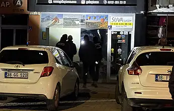 Gece saatlerinde turizm acentesine silahlı saldırı!