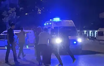 Geceyarısı Fevzi Çakmak Mahallesi'nde bıçaklı kavga