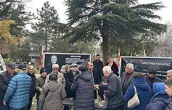 Kayseri Milletvekili lokma dağıttı