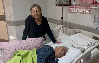 Hastanede yatan yaşlı kadının isteği üzerine iki kardeş  Erciyes'e çıktılar! Bakın ne yaptılar
