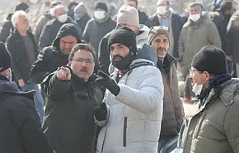 Herkes Kayseri Valisi'nin bu halini konuşuyor! 'Kılık kıyafet saç baş dağılmış'
