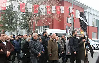 İddiaların ardından Hacı Bektaş'tan CHP'ye siyah çelenkli tepki