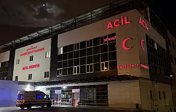 Kayseri alarmda! Sokak ortasında bıçaklı kavga, şüpheli aranıyor