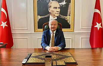 Kayseri'de ilçenin anahtarı verilen ve fahri hemşehri ilan edilen Kaymakam Vali oldu