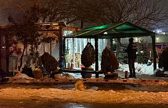 Kayseri'de babası ile kavga eden genç büfesini kurşunladı!