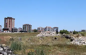 Kayseri'de boş arazide cansız beden bulundu