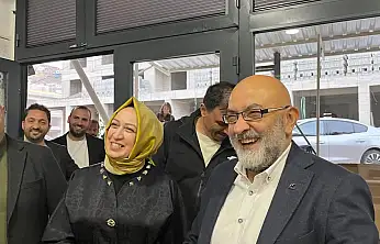 Kayseri'de çarşı pazar ziyareti yapan AK Partili vekil Cıngı: Şikayet yok, verilene şükür var!