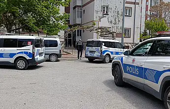 Kayseri'de evinde silahla vurulmuş halde bulundu