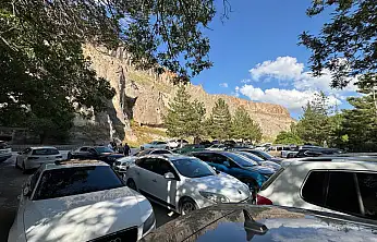 Kayseri'de hafta sonu vatandaş akın etti! Otoparklar doldu taştı
