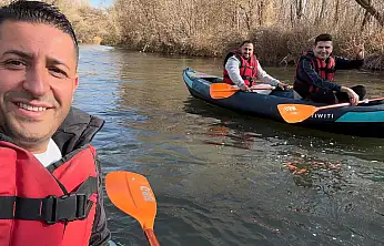 Kayseri'de kanoya binen ünlü ismi tanıdınız mı?