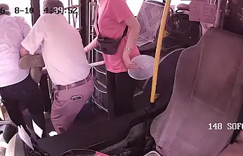 Kayseri'de otobüste kritik dakikalar! Fenalaşan yolcuyu böyle yetiştirdi