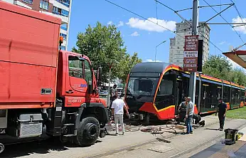 Kayseri'de tramvayın çarptığı genç kadından acı haber geldi