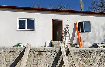 Kayseri'de vatandaşın yardımına belediye koştu! O evler kış gelmeden teslim edildi