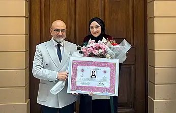 Kayseri Milletvekilinin kızı aile geleneğini bozdu!