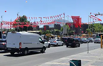 Yeni Emniyet Müdürü Kayseri'de ayağının tozuyla bakın ilk nereyi ziyaret etti?