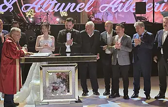 Kayseri protokolü tam kadro düğünde buluştu!